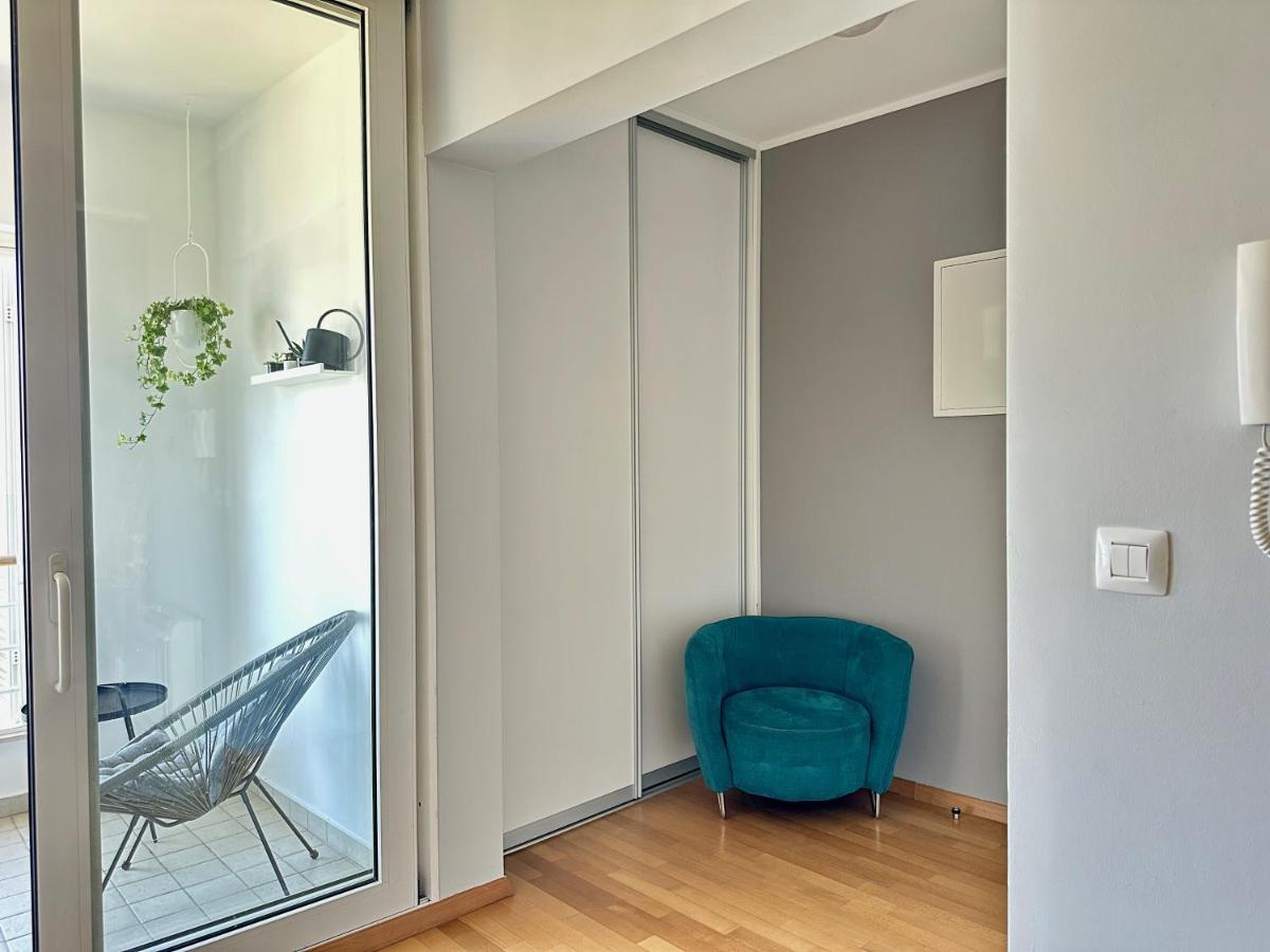 Urban Aparment